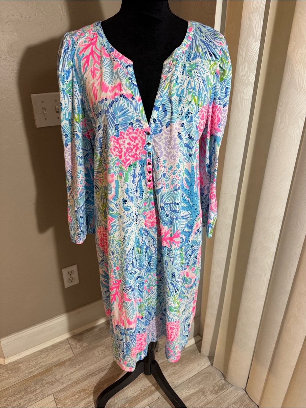 Lilly Pulitzer Pastel Pink & Light Blue Floral Dress with Gold Logo